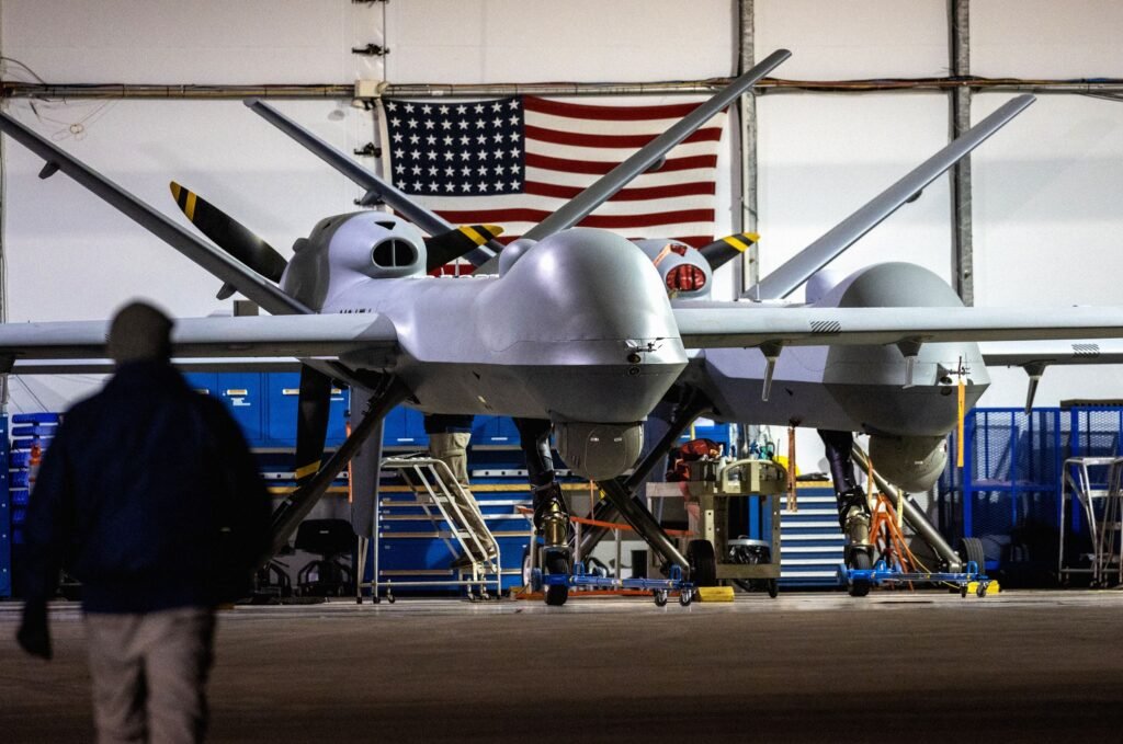 El gobierno de EE UU está usando drones Predator de grado militar para sobrevolar las manifestaciones en Los Ángeles