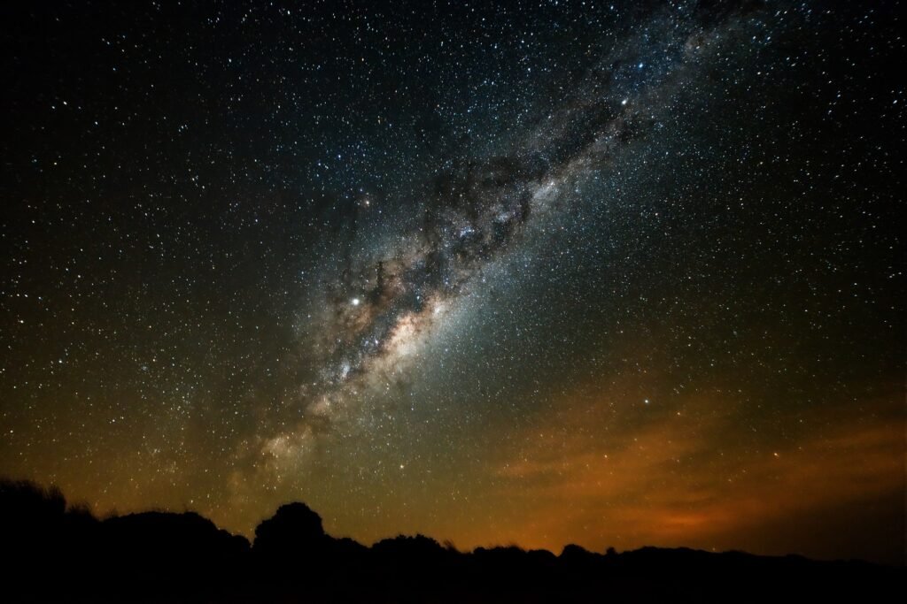 Cosmólogos crean gemelos digitales de la Vía Láctea para comprender la verdadera naturaleza de la materia oscura