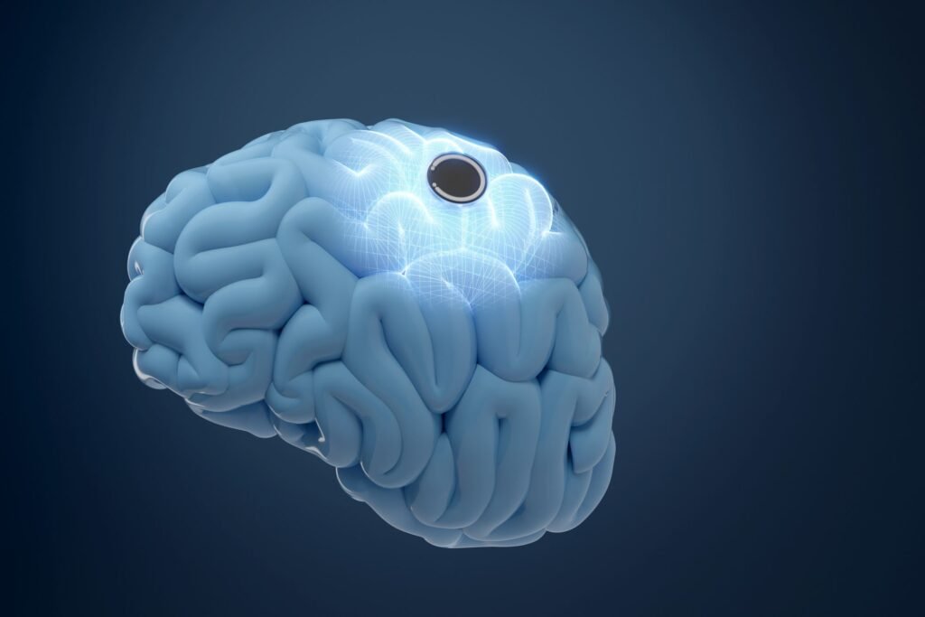 Los implantes cerebrales ya pueden traducir los pensamientos a voz en tiempo real
